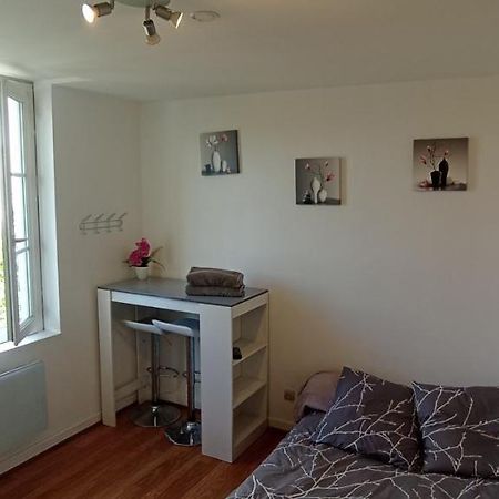 Studio Calme A Valadon Apartment Limoges Luaran gambar