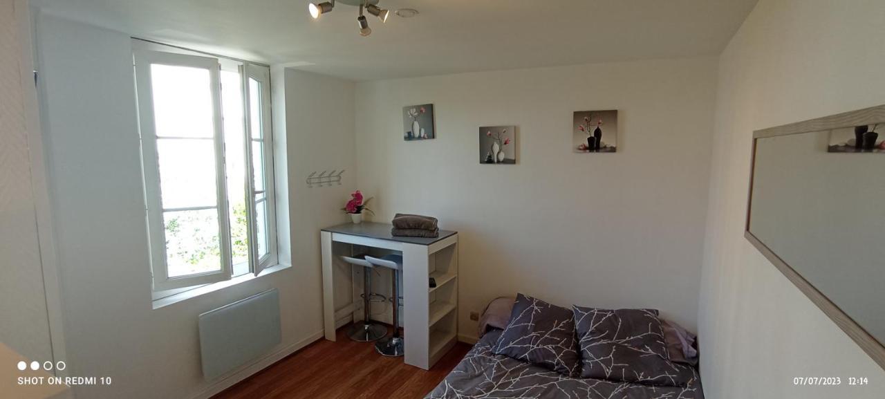Studio Calme A Valadon Limoges Luaran gambar