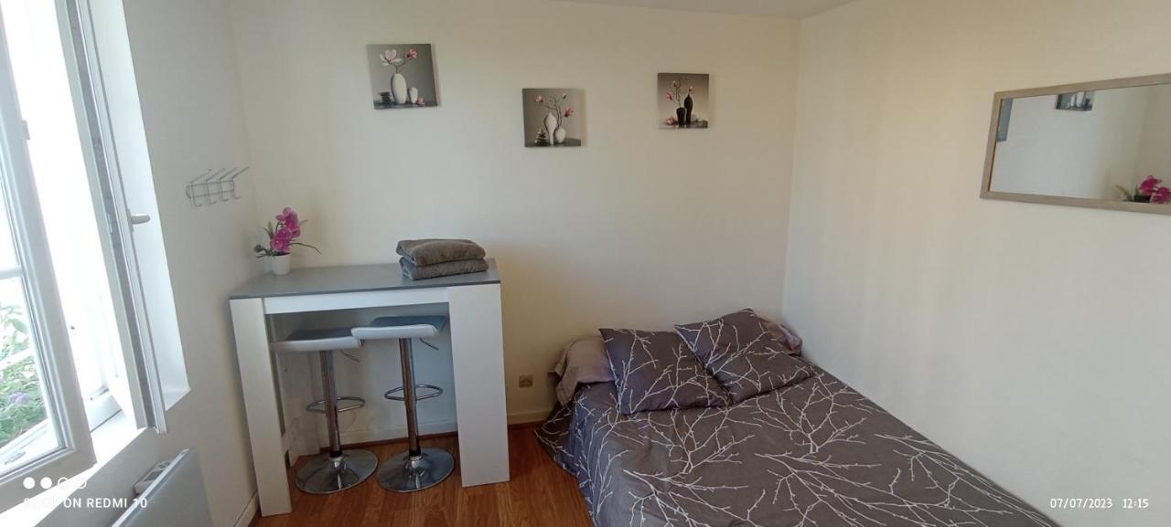 Studio Calme A Valadon Limoges Luaran gambar